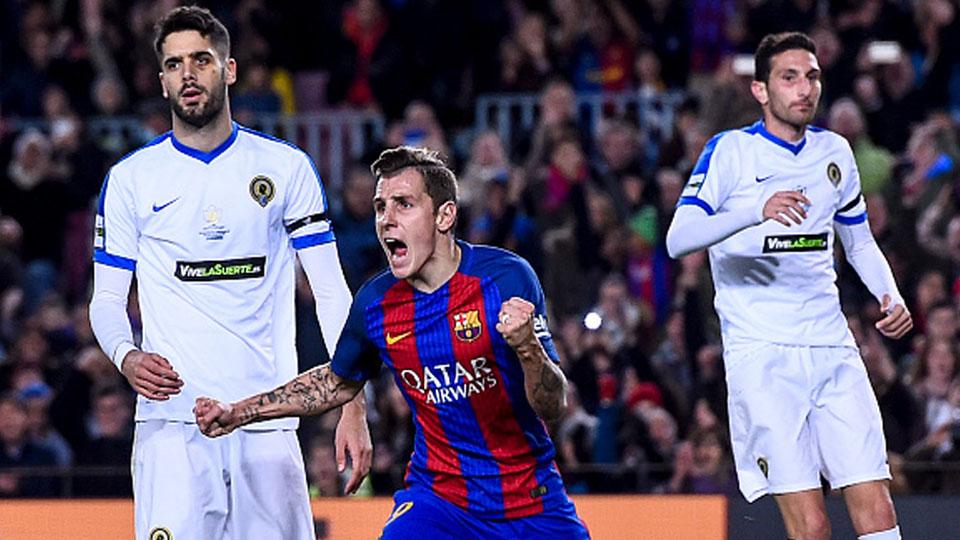 Lucas%20Digne%20melakukan%20selebrasi%20setelah%20membobol%20gawang%20Hercules.